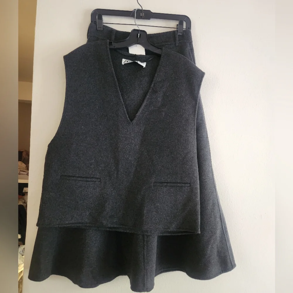 Zara Collection co-ord set vest & Wool-blend cape/A-line midi skirt SZ M BNWT